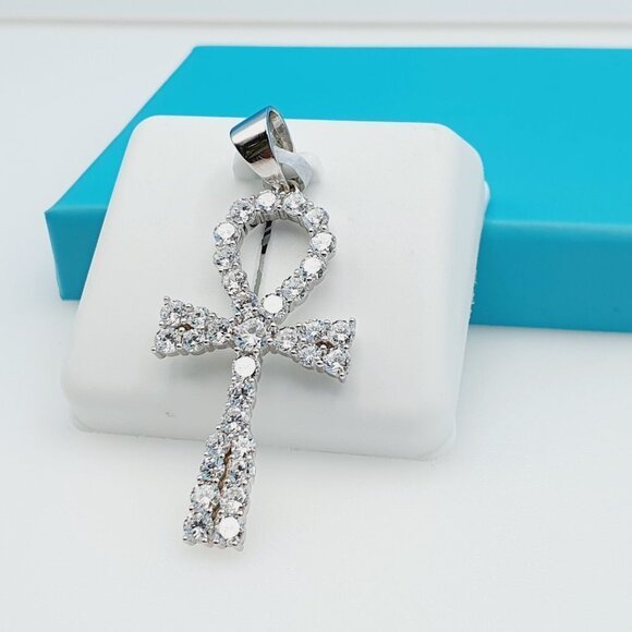 "925 Sterling Silver CZ Beautiful Pendant for Women, 1USPAR4064 - Picture 2 of 11